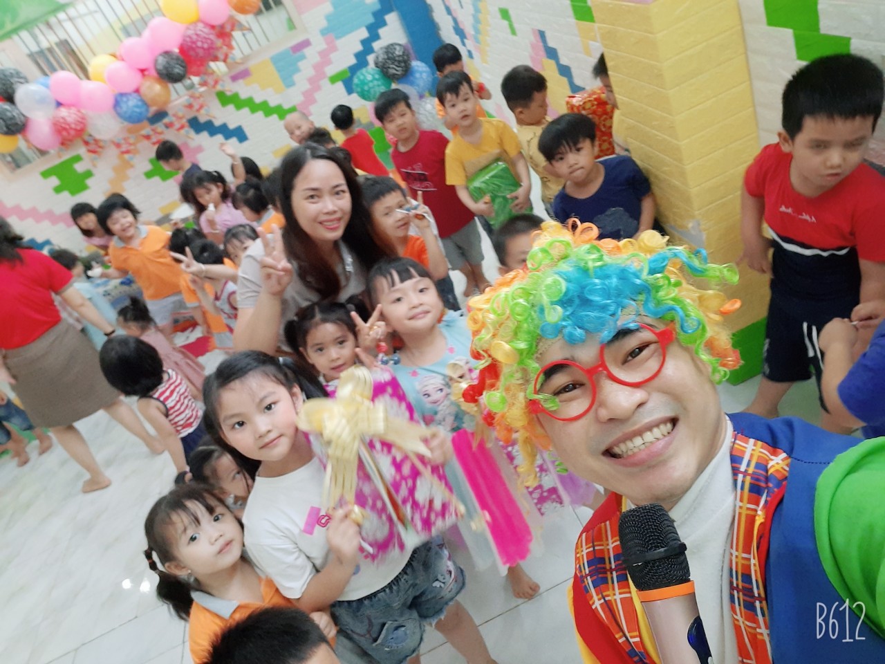 thuê chú hề sinh nhật