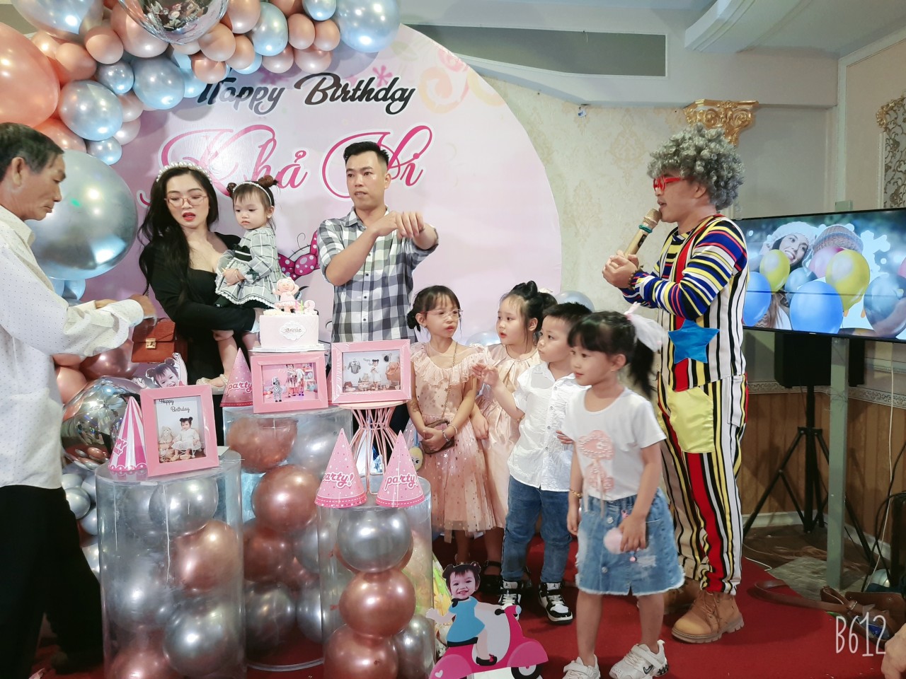 thuê chú hề sinh nhật