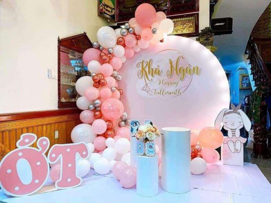 Mẫu trang trí sinh nhật bé gái