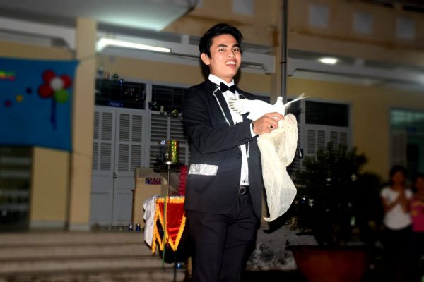 chú hề ảo thuật