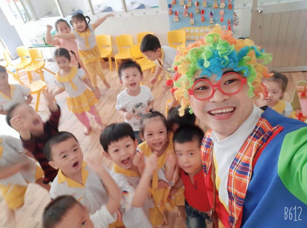 chú hề tổ chức sinh nhật