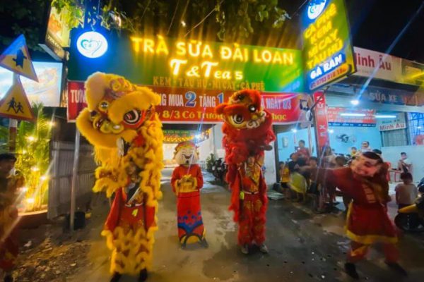múa lân khai trương trương