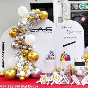 Giá trang trí khai trương