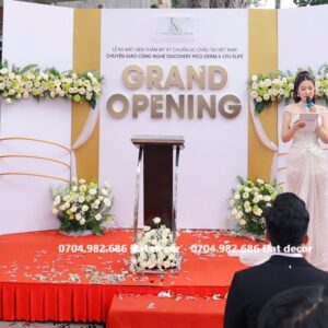 Mẫu trang trí khai trương văn phòng công ty đẹp nổi bật