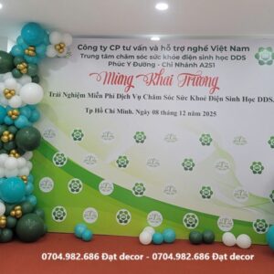 Backdrop khai trương văn phòng công ty thiết kế theo nhận diện thương hiệu